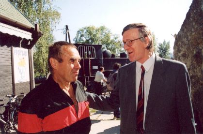 Szabó Tibor, a "Morgó" mozdonyvezetőjével